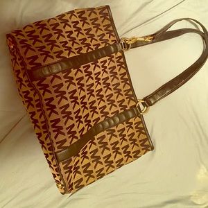 Authentic MK tote bag.